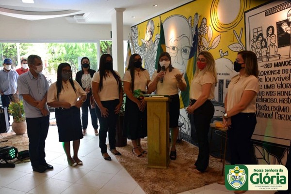 Novo espaço da Biblioteca Municipal e a Sala do Empreendedor são inaugurados com homenagens a seu Manuel Professor e ao Empresário Avelan Carlos Cruz