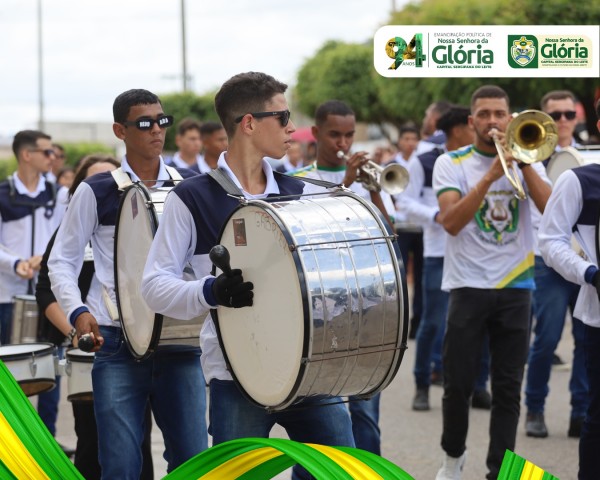 Fotos do desfile do aniversário de 94 anos de Nossa Senhora da Glória - Período manhã