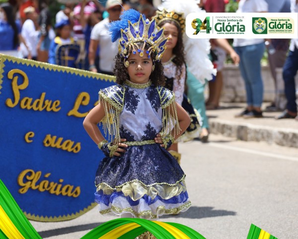 Fotos do desfile do aniversário de 94 anos de Nossa Senhora da Glória - Período manhã