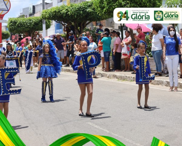 Fotos do desfile do aniversário de 94 anos de Nossa Senhora da Glória - Período manhã