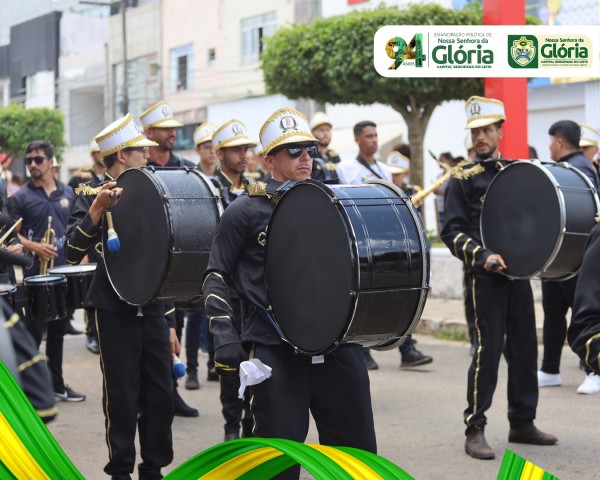 Fotos do desfile do aniversário de 94 anos de Nossa Senhora da Glória - Período manhã