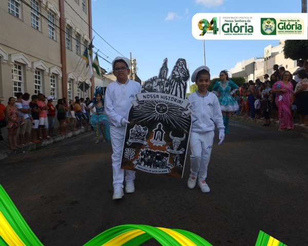 Fotos do desfile do aniversário de 94 anos de Nossa Senhora da Glória - Período tarde