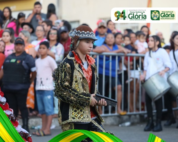 Fotos do desfile do aniversário de 94 anos de Nossa Senhora da Glória - Período tarde