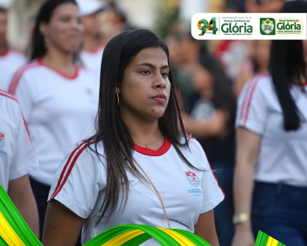 Fotos do desfile do aniversário de 94 anos de Nossa Senhora da Glória - Período tarde
