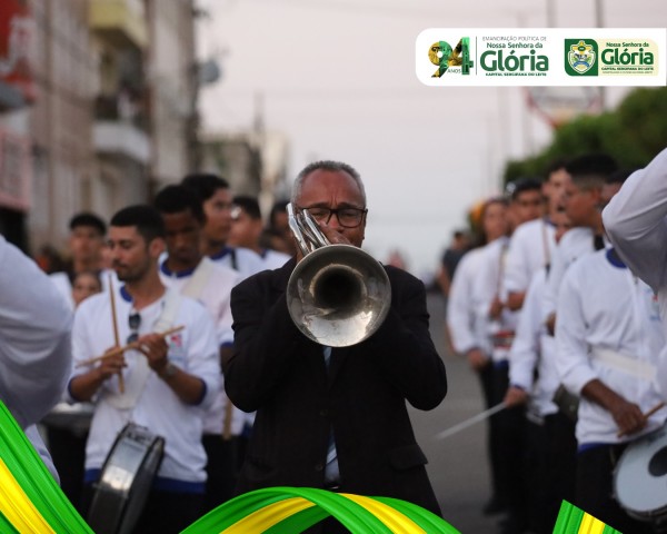 Fotos do desfile do aniversário de 94 anos de Nossa Senhora da Glória - Período tarde
