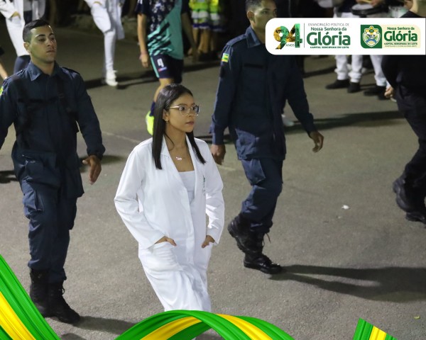 Fotos do desfile do aniversário de 94 anos de Nossa Senhora da Glória - Período tarde