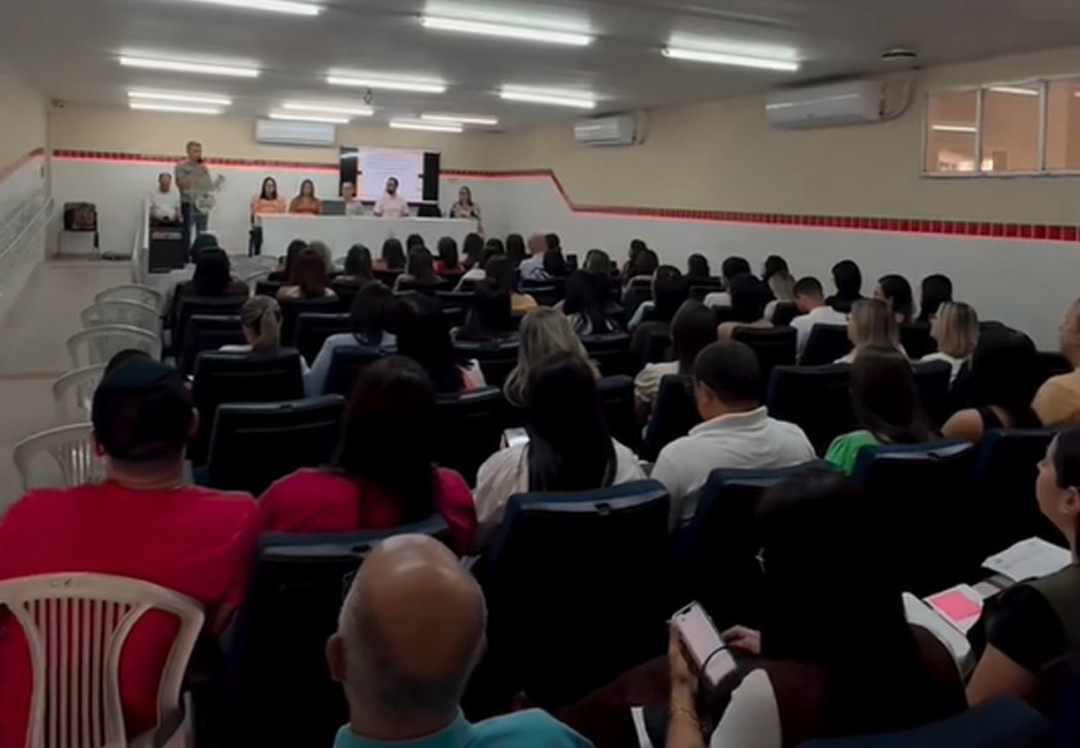 Prefeitura promove workshop para alinhar práticas e fortalecer a qualidade do ensino