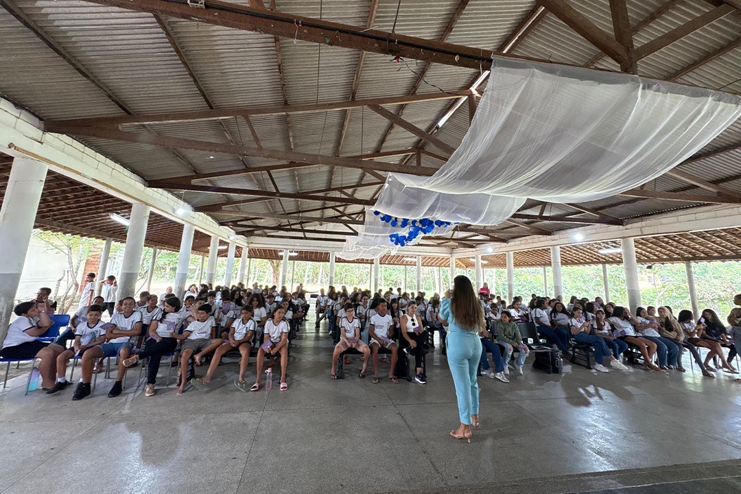 CREAS promove atividade educativa sobre o combate à Violência contra a Mulher