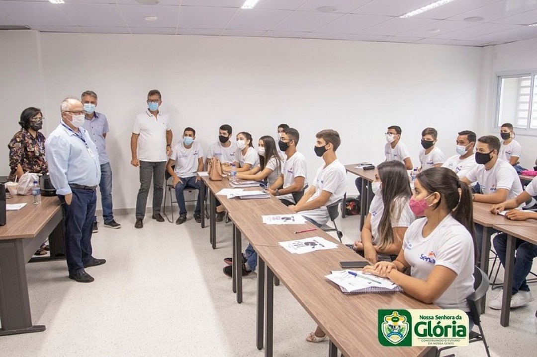 Secretário de Administração participa de visita às novas Instalações do Senac Glória