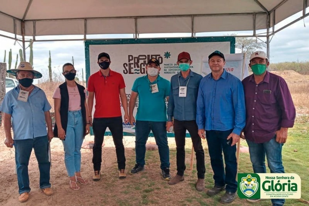 Secretaria Municipal de Agricultura participa de evento realizado pela Endagro