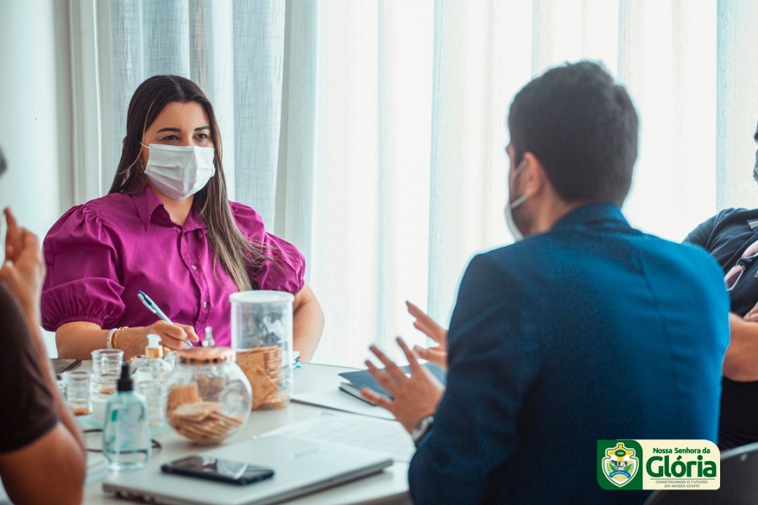 Prefeita Luana se reúne com equipe para debater o Meio Ambiente