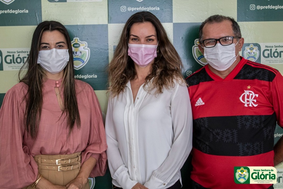 Prefeita Luana discute sobre construção de quadra de areia com superintendente de esporte do Estado, Mariana Dantas