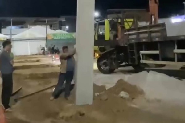 Obras do CEASA avançam e colunas da nova cobertura são instaladas