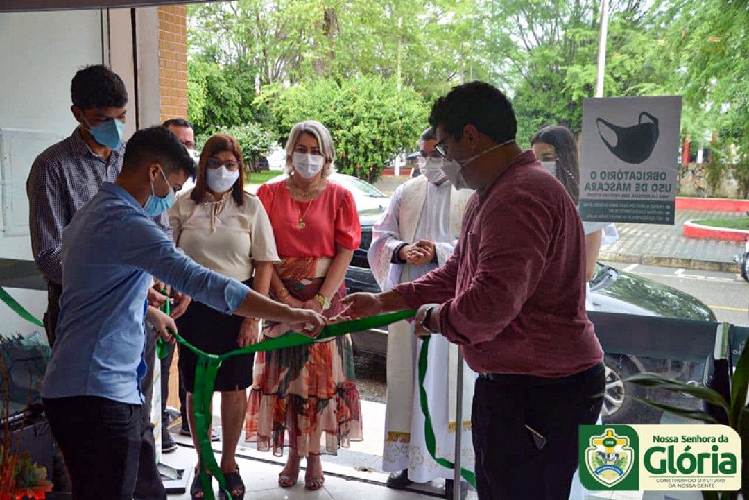 Novo espaço da Biblioteca Municipal e a Sala do Empreendedor são inaugurados com homenagens a seu Manuel Professor e ao Empresário Avelan Carlos Cruz