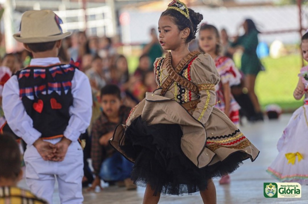 Escolas municipais realizam arraia junino