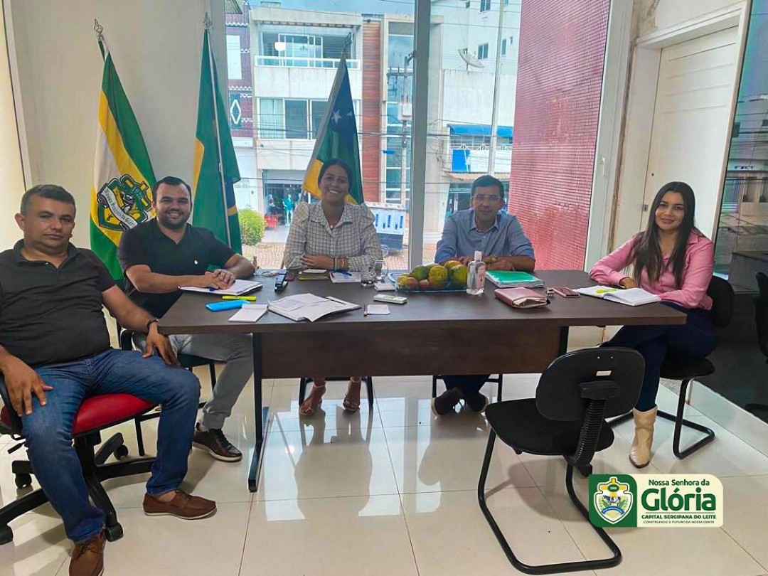 Reunião na SEMEC discute retorna das aulas da rede municipal de ensino