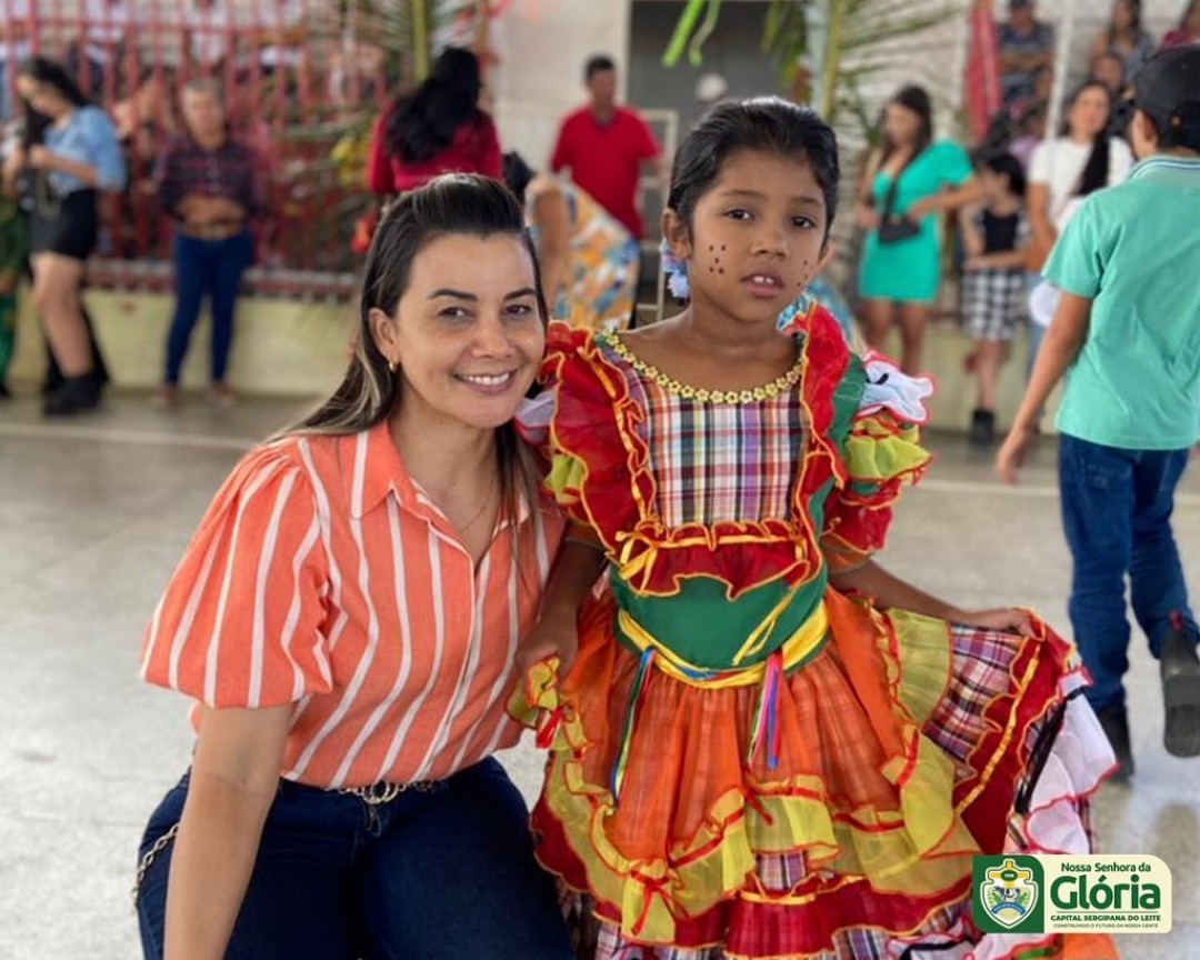 Escolas Municipais Presidente Dutra e Nair Aragão realizam arraia