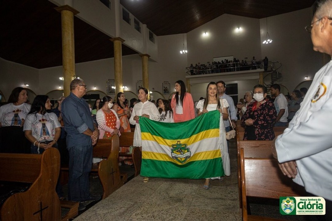 Gestão municipal participa do novenário da festa da padroeira