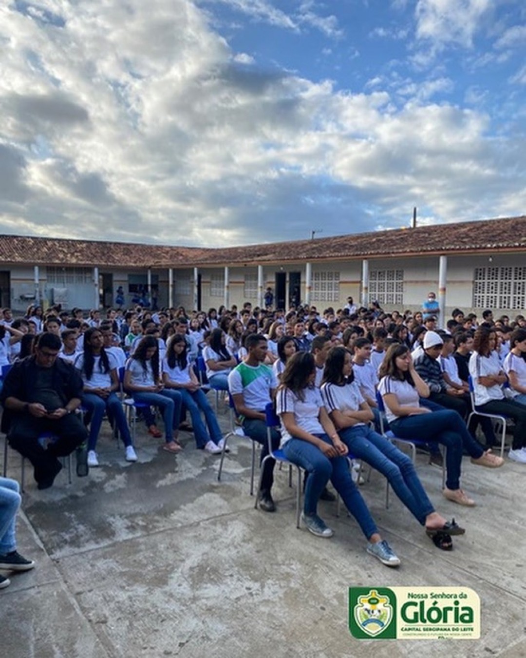 Fórum de Mulheres Golgienses realiza ação em alusão ao "Agosto Lilás"