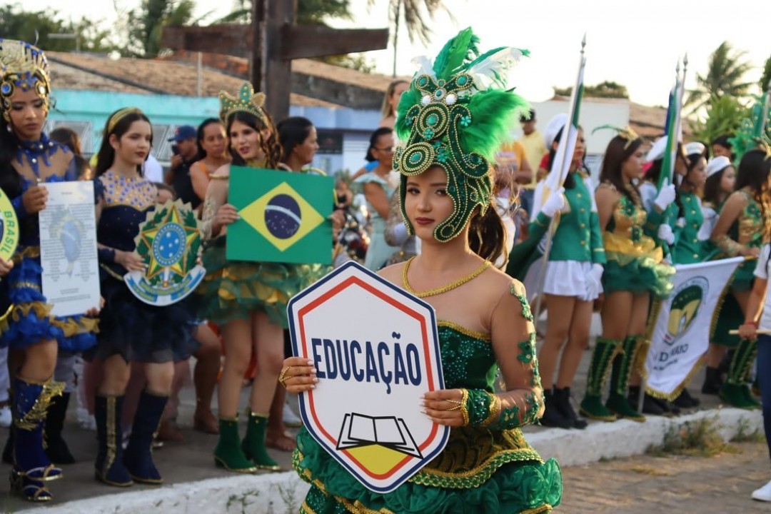Escola 13 de Maio promove desfile cívico no Povoado Angico