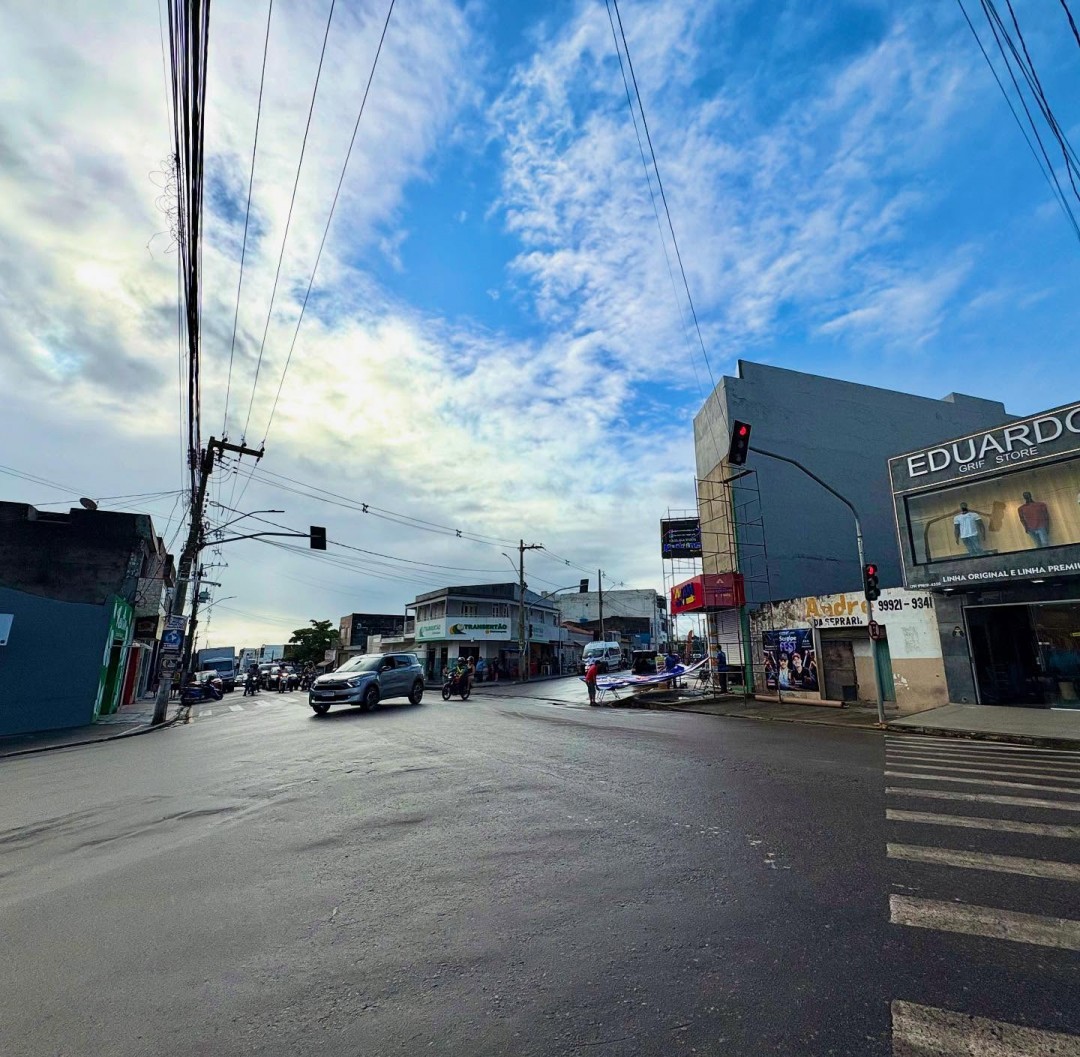 Novo Semáforo é instalado para reforçar segurança e mobilidade em Nossa Senhora da Glória