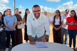 12_a1fc8d1e1cb6583bd4d760cbe.jpg