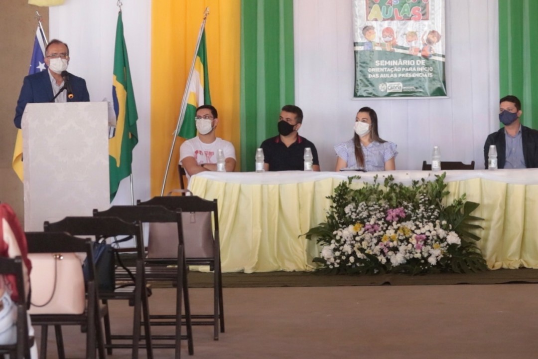 Secretaria Municipal de Educação e Cultura realizou Seminário de orientações para o retorno às aulas presenciais