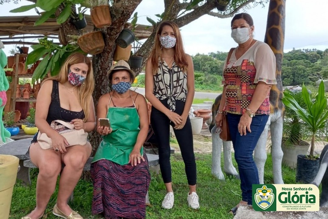 Departamento Municipal de Cultura dá suporte logístico a artesãs durante intercâmbio no município de Areia Branca